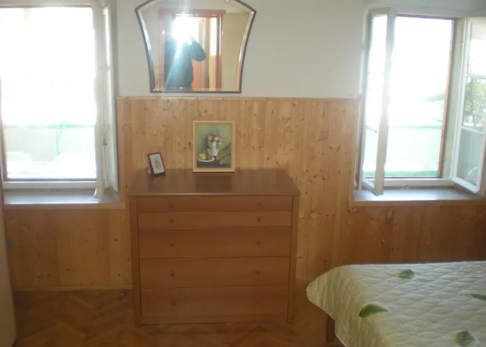 Sunny House 아파트